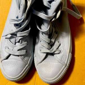 ***RARE FINDS **Powder blue Leather Converse hi-top sneaker Worn ONCE!!!
